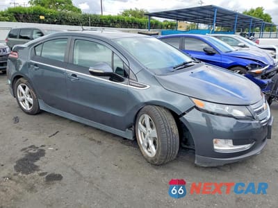 Czwarte zdjęcie samochodu z boku: 2013 CHEV VOLT VIN:1G1RE6E40DU111145 - miniatura
