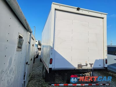 Zdjęcie 6 z 10 samochodu: 2025 GMC SAVANA BOX TRUCK VIN:7GZ37TC79SN000283 - miniatura