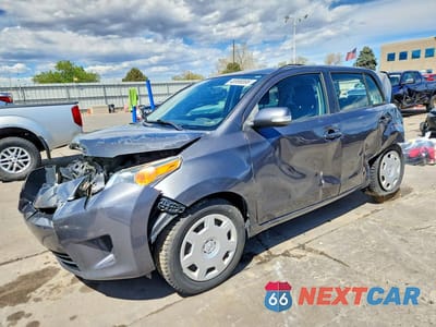 2013 SCION XD BASE JTKKUPB41D1032843 - główne zdjęcie licytacji z USA - miniatura