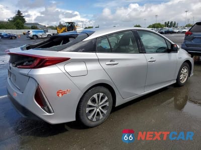 Trzecie zdjęcie samochodu z tyłu: 2017 TOYOTA PRIUS PRIME PREMIUM VIN:JTDKARFP1H3040273 - miniatura