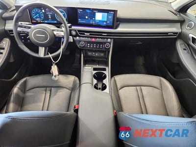 Zdjęcie 8 z 12 samochodu: 2024 HYUNDAI SONATA HYBRID LIMITED VIN:KMHL54JJ2RA102335 - miniatura