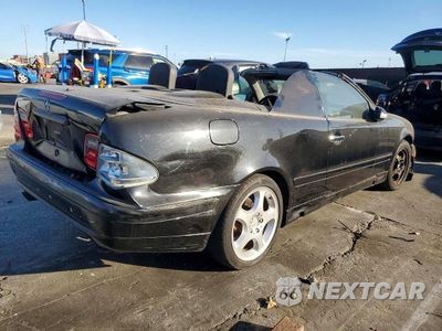Trzecie zdjęcie samochodu z tyłu: 2000 MERCEDES-BENZ CLK 320 VIN:WDBLK65G3YT039349 - miniatura