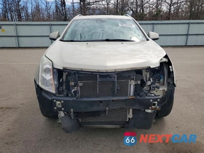 Piąte zdjęcie samochodu w środku: 2014 CADILLAC SRX PERFORMANCE COLLECTION VIN:3GYFNFE34ES518849 - miniatura