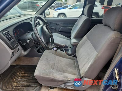 Zdjęcie 7 z 12 samochodu: 2000 NISSAN FRONTIER XE VIN:1N6ED27Y0YC419264 - miniatura