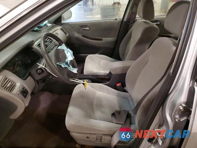 Zdjęcie 7 z 12 samochodu: 2002 HONDA ACCORD SE VIN:JHMCG56702C001045 - miniatura