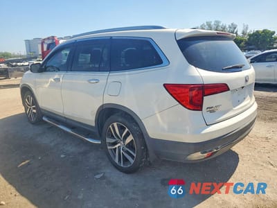 Drugie zdjęcie samochodu z przodu: 2017 HONDA PILOT ELITE VIN:5FNYF6H04HB031645 - miniatura