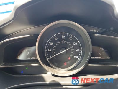 Zdjęcie 9 z 11 samochodu: 2017 MAZDA 3 SPORT VIN:3MZBN1U75HM125170 - miniatura