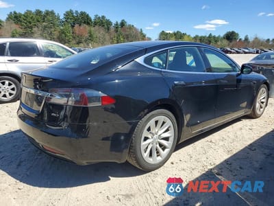 Trzecie zdjęcie samochodu z tyłu: 2016 TESLA MODEL S VIN:5YJSA1E29GF175039 - miniatura