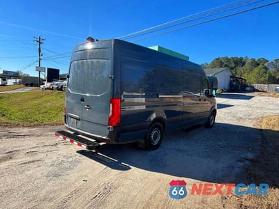 Czwarte zdjęcie samochodu z boku: 2019 MERCEDES-BENZ SPRINTER 2500 VIN:WD4PF1CD6KP136313 - miniatura