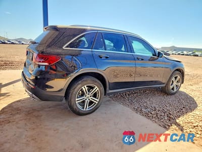 Trzecie zdjęcie samochodu z tyłu: 2020 MERCEDES-BENZ GLC 300 VIN:WDC0G8DB2LF678959 - miniatura