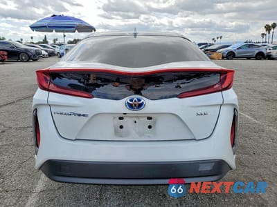 Zdjęcie 6 z 13 samochodu: 2022 TOYOTA PRIUS PRIME XLE VIN:JTDKAMFP5N3223822 - miniatura