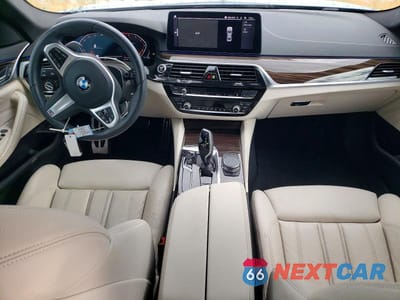 Zdjęcie 8 z 13 samochodu: 2023 BMW 530 I VIN:WBA53BH0XPWY21639 - miniatura