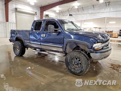 Czwarte zdjęcie samochodu z boku: 2000 CHEVROLET SILVERADO K1500 VIN:2GCEK19T4Y1320411 - miniatura