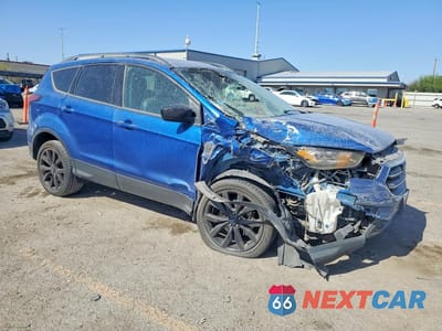 Czwarte zdjęcie samochodu z boku: 2019 FORD ESCAPE SE VIN:1FMCU0GD1KUB79618 - miniatura