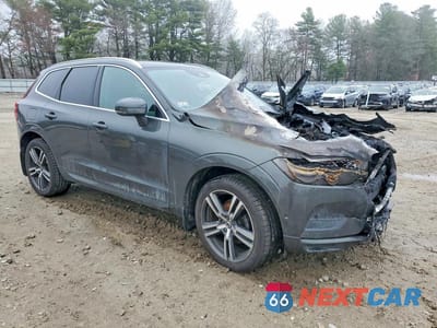 Czwarte zdjęcie samochodu z boku: 2019 VOLVO XC60 T5 VIN:LYV102RK5KB289547 - miniatura