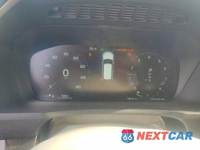 Zdjęcie 9 z 13 samochodu: 2018 VOLVO XC90 T5 VIN:YV4102CK0J1351786 - miniatura