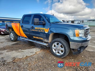 Czwarte zdjęcie samochodu z boku: 2014 GMC SIERRA K2500 SLE VIN:1GT120CG7EF171050 - miniatura