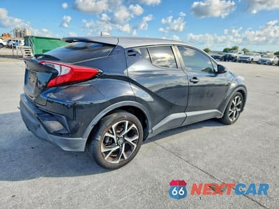 Trzecie zdjęcie samochodu z tyłu: 2020 TOYOTA C-HR XLE VIN:JTNKHMBX1L1074797 - miniatura