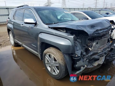 Czwarte zdjęcie samochodu z boku: 2011 GMC TERRAIN SLT VIN:2CTFLVECXB6231875 - miniatura