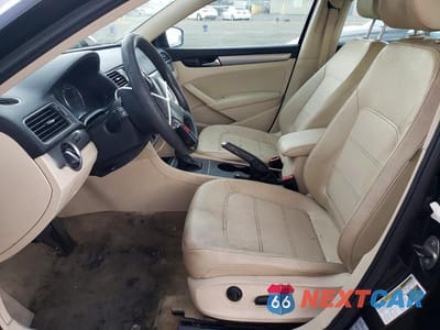 Zdjęcie 7 z 12 samochodu: 2013 VOLKSWAGEN PASSAT S VIN:1VWAP7A3XDC139829 - miniatura
