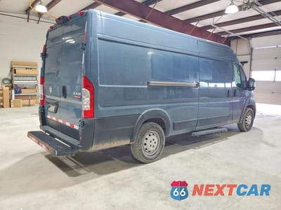Trzecie zdjęcie samochodu z tyłu: 2020 RAM PROMASTER 3500 DELIVERY VAN VIN:3C6URVJG0LE136454 - miniatura