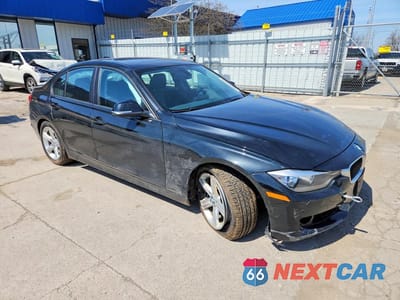 Czwarte zdjęcie samochodu z boku: 2014 BMW 328 XI VIN:WBA3B3C55EF544916 - miniatura
