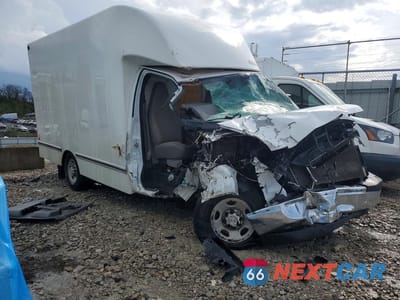 Czwarte zdjęcie samochodu z boku: 2017 CHEVROLET EXPRESS G3500 VIN:1GB0GRFGXH1121164 - miniatura