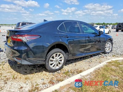 Trzecie zdjęcie samochodu z tyłu: 2023 TOYOTA CAMRY LE VIN:4T1C11AK4PU785590 - miniatura
