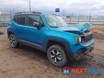 Czwarte zdjęcie samochodu z boku: 2021 JEEP RENEGADE TRAILHAWK VIN:ZACNJDC19MPM34932 - miniatura