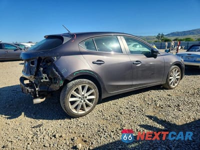Trzecie zdjęcie samochodu z tyłu: 2017 MAZDA 3 TOURING VIN:3MZBN1L77HM140836 - miniatura