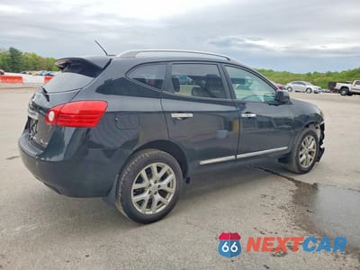Trzecie zdjęcie samochodu z tyłu: 2013 NISSAN ROGUE S VIN:JN8AS5MV8DW622418 - miniatura