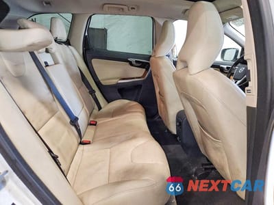 Zdjęcie 11 z 13 samochodu: 2017 VOLVO XC60 T5 INSCRIPTION VIN:YV440MRU4H2111159 - miniatura