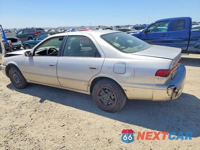 Drugie zdjęcie samochodu z przodu: 1999 TOYOTA CAMRY CE VIN:4T1BG22K2XU489644 - miniatura