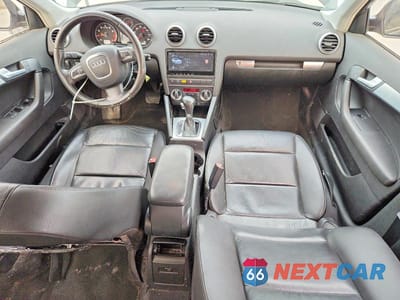 Zdjęcie 8 z 12 samochodu: 2009 AUDI A3 2.0T VIN:WAUHF78P99A076302 - miniatura