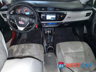 Zdjęcie 8 z 13 samochodu: 2015 TOYOTA COROLLA LE VIN:5YFBURHE9FP232242 - miniatura
