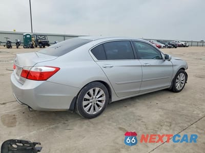 Trzecie zdjęcie samochodu z tyłu: 2013 HONDA ACCORD EX VIN:1HGCR2F77DA259234 - miniatura