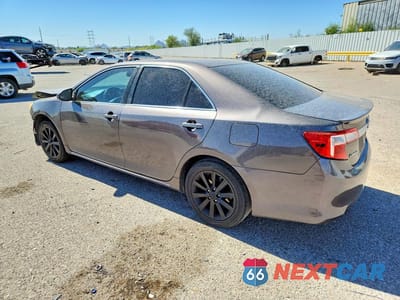 Drugie zdjęcie samochodu z przodu: 2013 TOYOTA CAMRY HYBRID XLE VIN:4T1BD1FK7DU087014 - miniatura