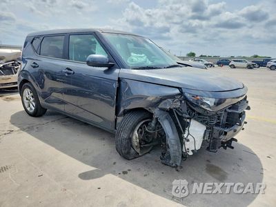 Czwarte zdjęcie samochodu z boku: 2023 KIA SOUL VIN:KNDJ23AU5P7879837 - miniatura