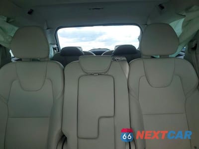 Zdjęcie 10 z 13 samochodu: 2020 VOLVO XC90 T5 MOMENTUM VIN:YV4102PK3L1598197 - miniatura