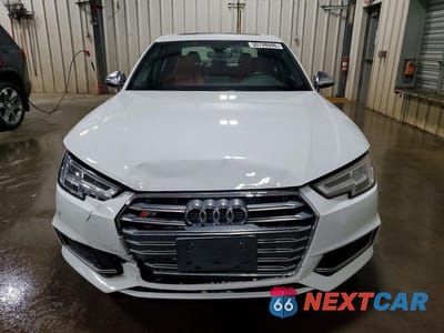 Piąte zdjęcie samochodu w środku: 2018 AUDI S4 PREMIUM PLUS VIN:WAUB4AF46JA158459 - miniatura