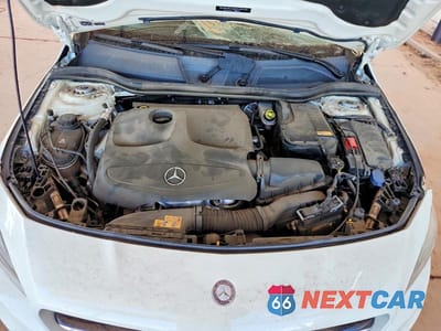 Zdjęcie 11 z 12 samochodu: 2016 MERCEDES-BENZ CLA 250 VIN:WDDSJ4EB1GN337819 - miniatura