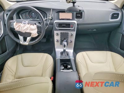 Zdjęcie 8 z 13 samochodu: 2018 VOLVO S60 DYNAMIC VIN:YV126MFL5J2453577 - miniatura