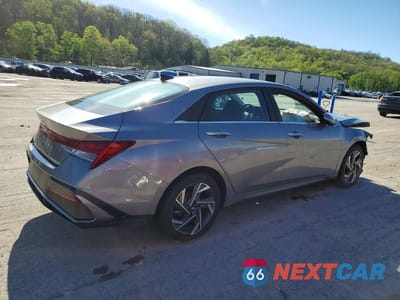 Trzecie zdjęcie samochodu z tyłu: 2025 HYUNDAI ELANTRA SEL VIN:KMHLS4DG4SU856169 - miniatura