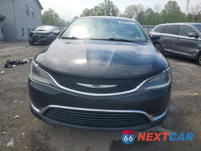 Piąte zdjęcie samochodu w środku: 2015 CHRYSLER 200 LIMITED VIN:1C3CCCABXFN602507 - miniatura