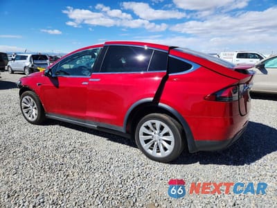 Drugie zdjęcie samochodu z przodu: 2018 TESLA MODEL X VIN:5YJXCBE27JF109344 - miniatura