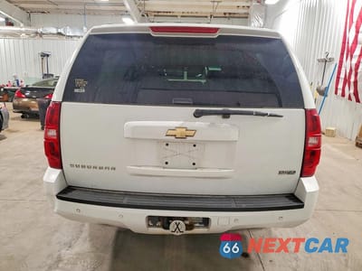Zdjęcie 6 z 13 samochodu: 2008 CHEV SUBURBAN VIN:1GNFK16318J232678 - miniatura