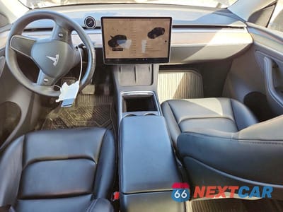 Zdjęcie 8 z 11 samochodu: 2023 TESLA MODEL Y VIN:7SAYGDEE4PA093319 - miniatura