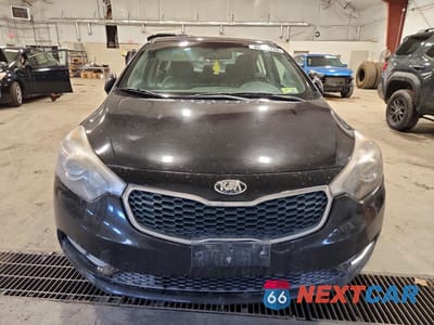 Piąte zdjęcie samochodu w środku: 2015 KIA FORTE EX VIN:KNAFX4A85F5322062 - miniatura