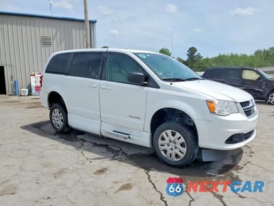 Czwarte zdjęcie samochodu z boku: 2018 DODGE GRAND CARAVAN SE VIN:2C7WDGBG2JR363623 - miniatura