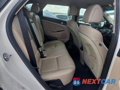 Zdjęcie 11 z 13 samochodu: 2018 HYUNDAI TUCSON SE VIN:KM8J3CA41JU694010 - miniatura